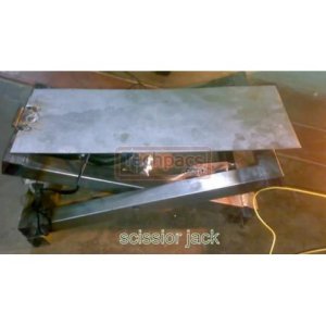 Motorized Zig-Zag Metal Strips Style Scissor Jack for Enhanced Weight Lifting