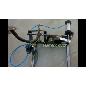 Automatic Pneumatic Clutch Control Mechanism for Efficient Gear Change